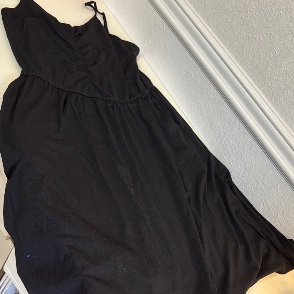Beautiful black sundress with pockets